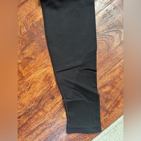 Alphalete Women Leggings Black With White Lettering See Measurements For Size - Picture 2 of 8